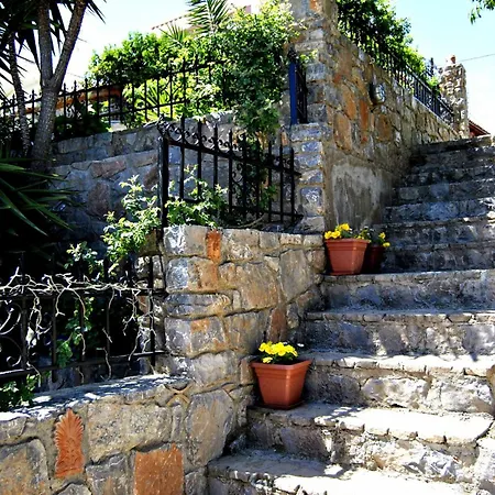 Aparthotel Filoxenia 3*