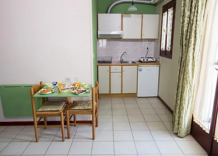 Apartahotel Filoxenia 3*